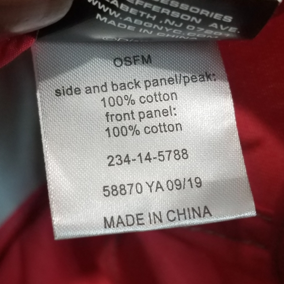 Minnie Mouse Hat - Picture 5 of 7